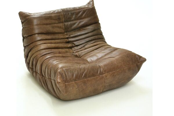 Hire an Expert Leather Cleaning Service And Stay Relaxed